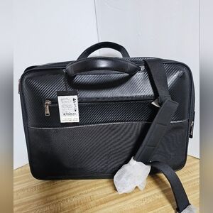 NWT Tumi Midway Slim Laptop Brief 30310D0 Carbon Fiber & Ballistic Nylon Black